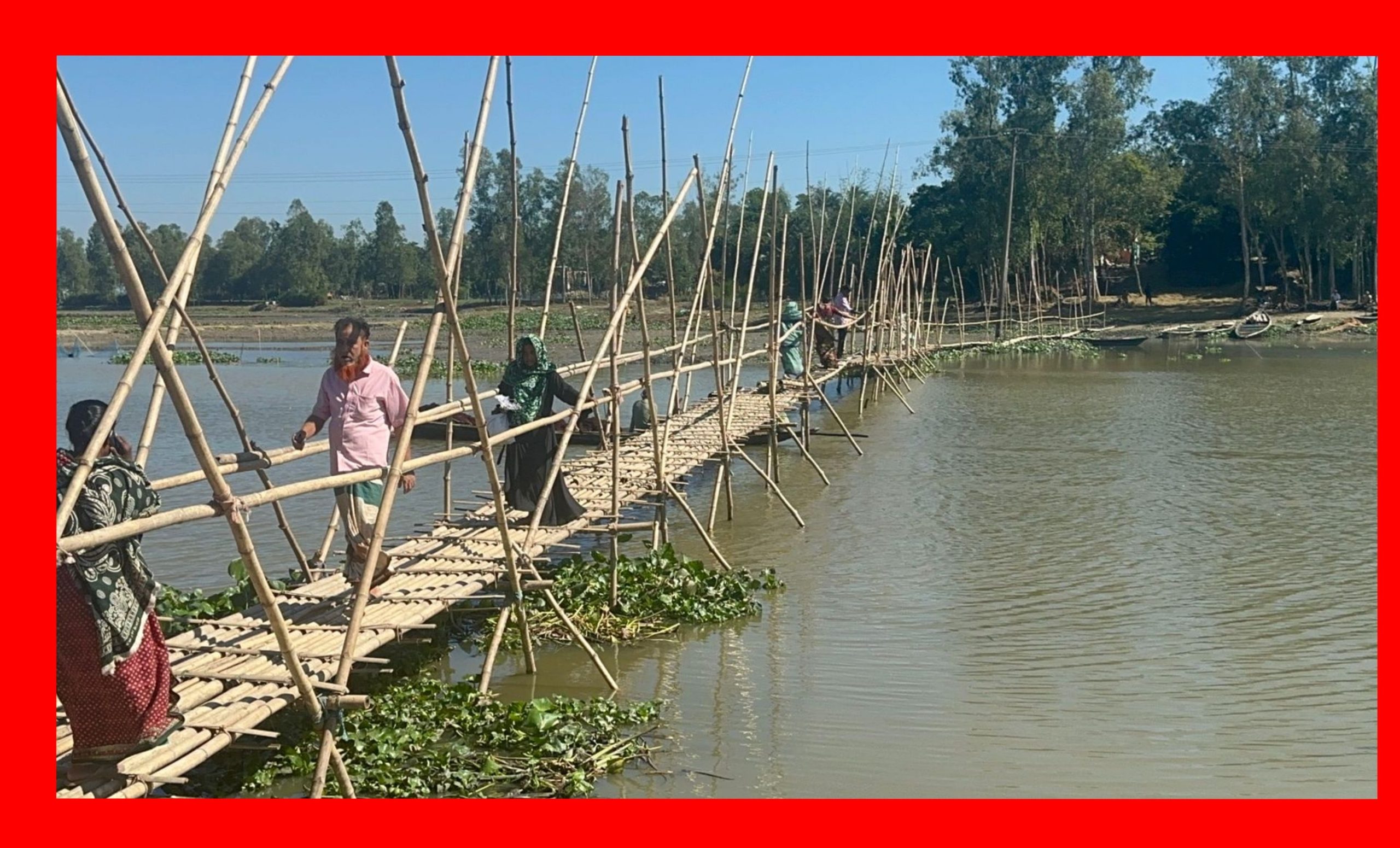বাঁশের সাঁকোই লাখাইয়ের ৩৫ গ্রামের মানুষের ভরসা