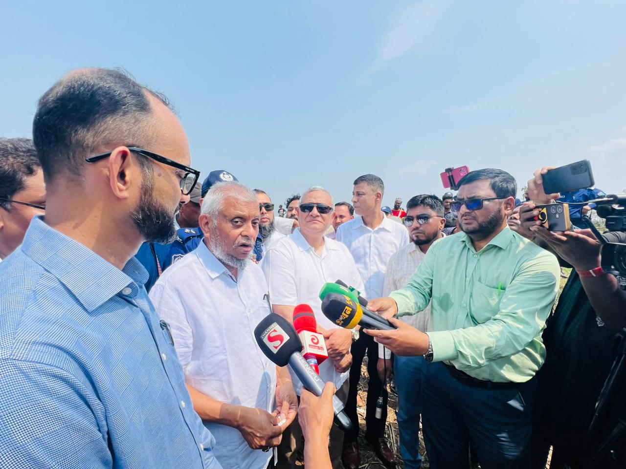 মৌলভীবাজারে কাটাগাং খাল খননকাজ উদ্বোধন করলেন শ্রমমন্ত্রী জনগণের স্বতঃস্ফূর্ত অংশগ্রহণে বদলে যাবে ভাগ্য