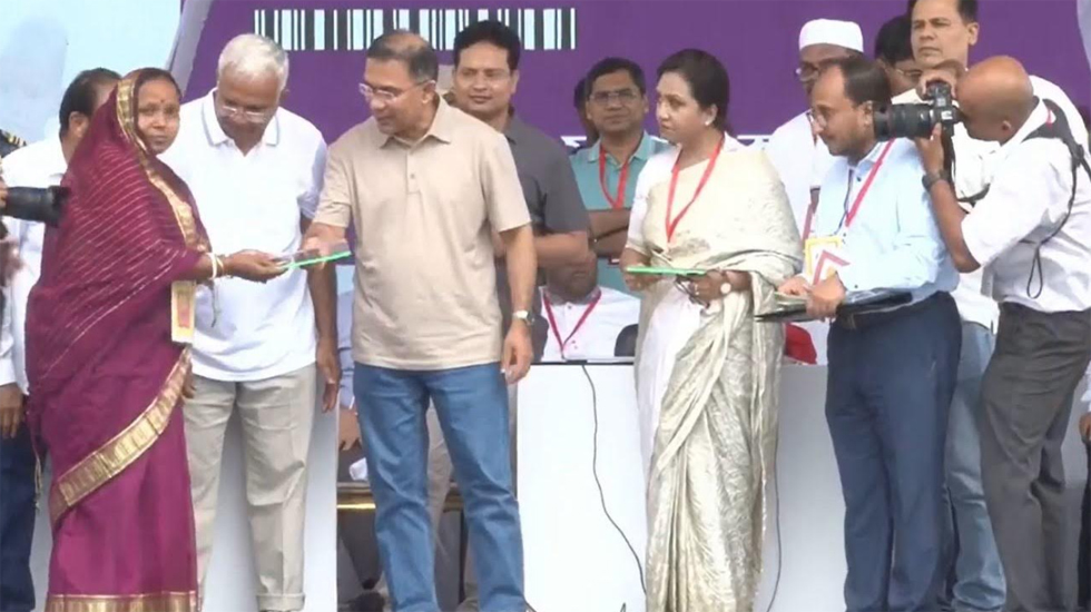 মৌলভীবাজারে ফ্যামিলি কার্ড কর্মসূচির উদ্বোধন করলেন প্রধানমন্ত্রী