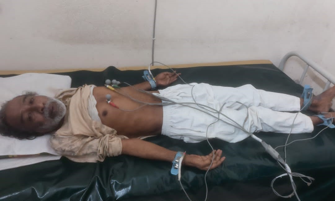 সুনামগঞ্জ জেলা বাউল সমিতির সভাপতি বাউল তাসকির আলী হাসপাতালে, দেশবাসীর কাছে দোয়া কামনা